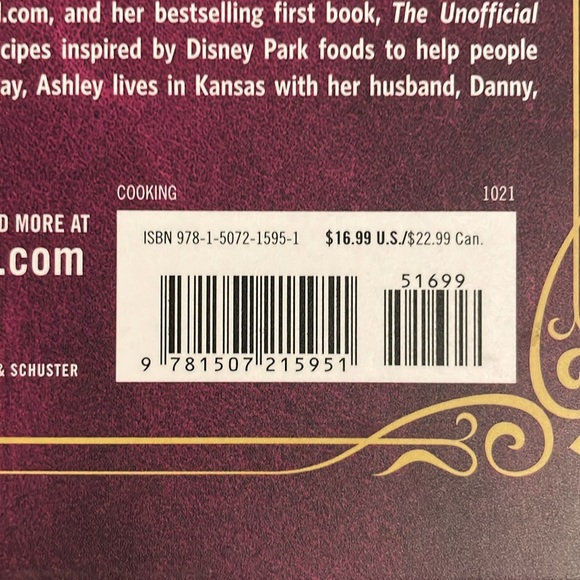 The Unofficial Disney Parks Drink Recipe Book - Picture 10 of 10